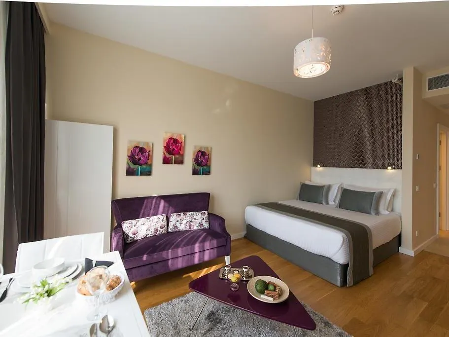 Coresh Suites Istanbul Hotel